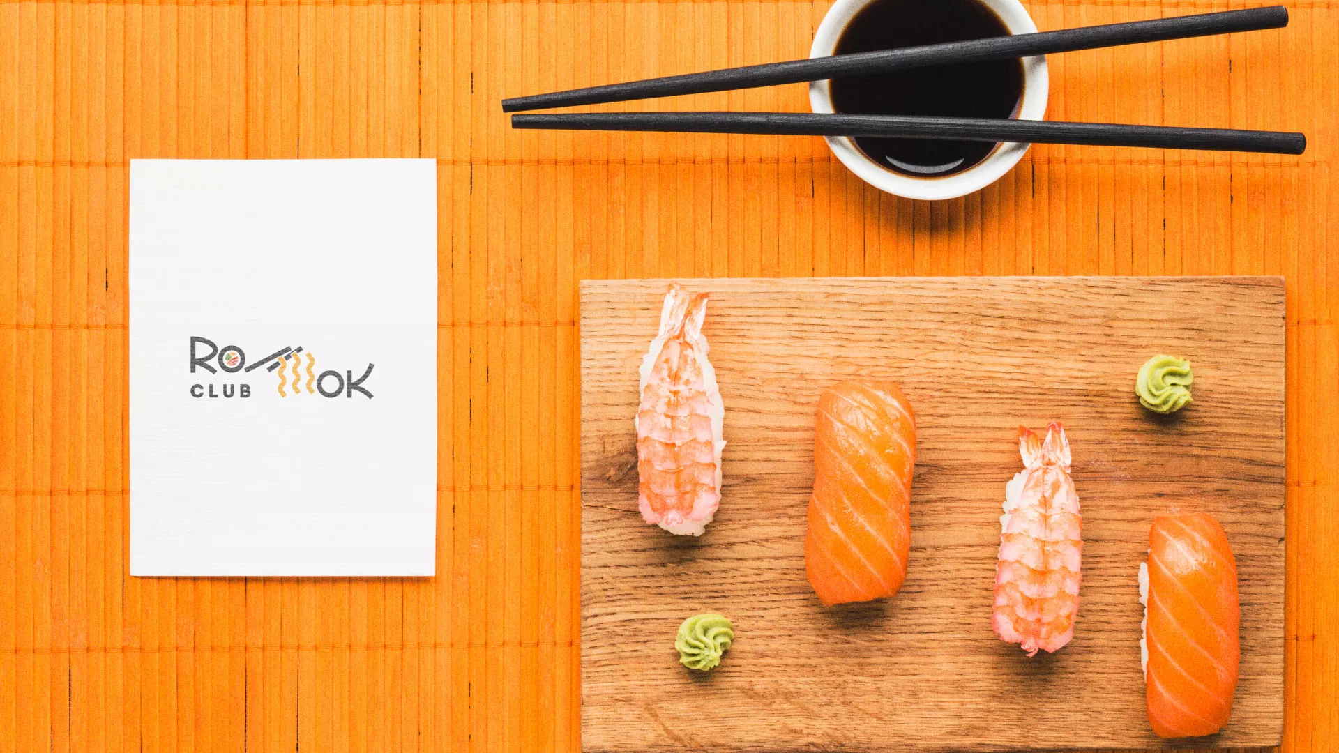 Создание логотипа суши-бара «Roll Wok Club» в Можайске